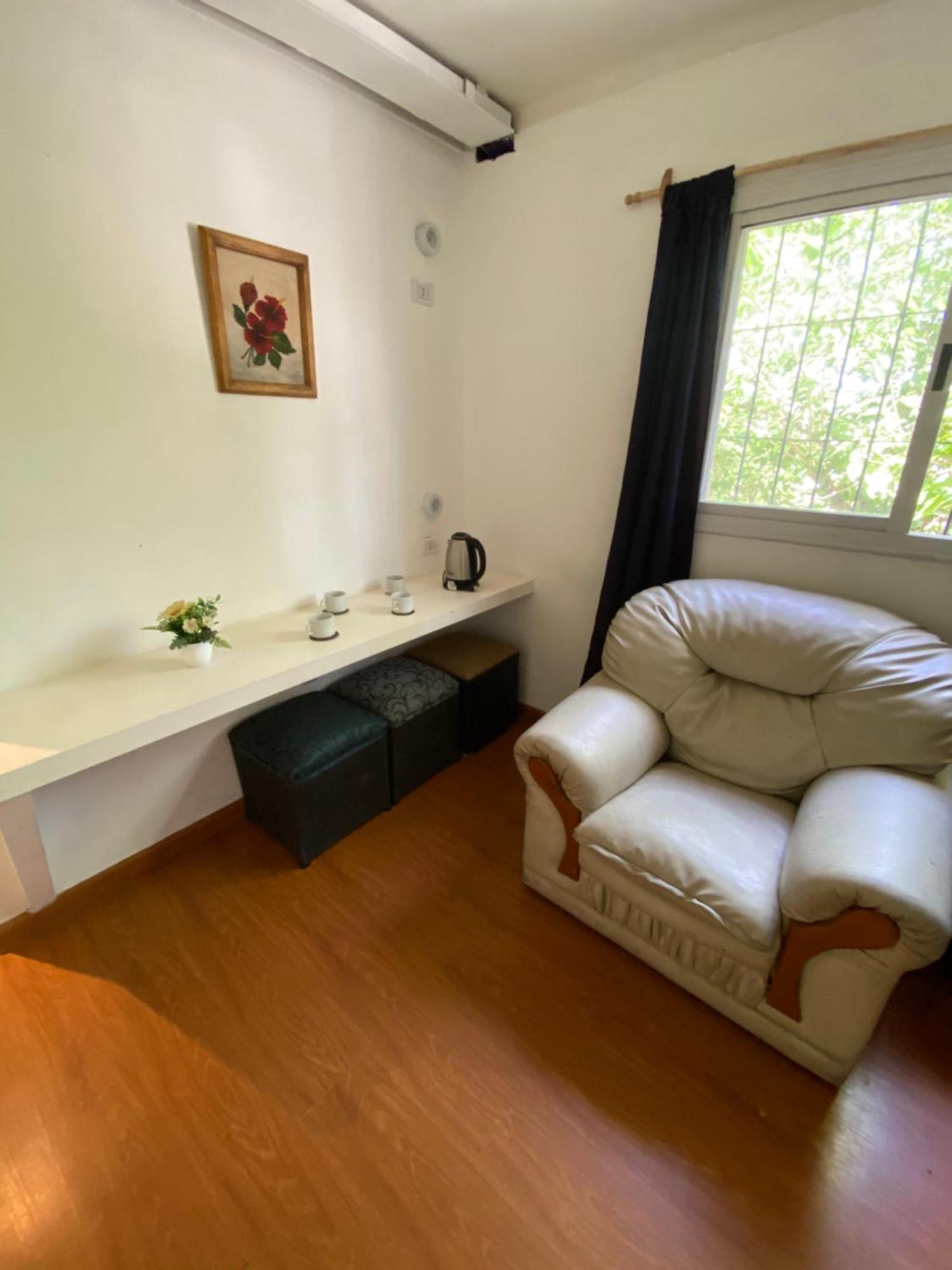 Dptos S & J Mendoza Hostel Guaymallen Εξωτερικό φωτογραφία