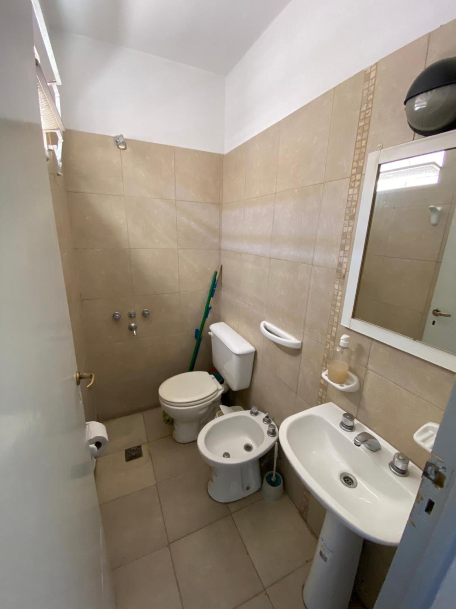 Dptos S & J Mendoza Hostel Guaymallen Εξωτερικό φωτογραφία