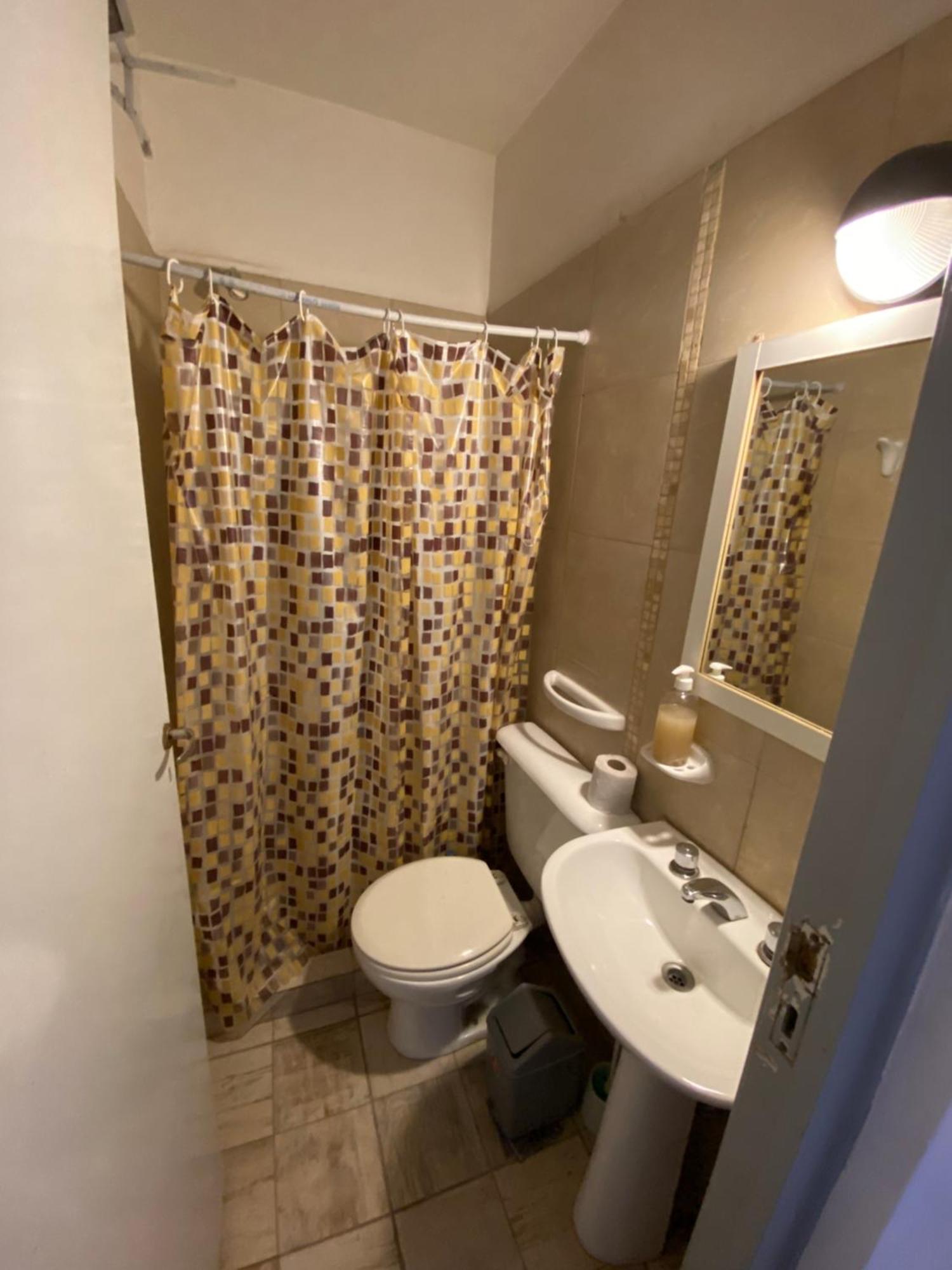 Dptos S & J Mendoza Hostel Guaymallen Εξωτερικό φωτογραφία